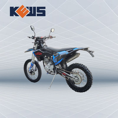 검은 CB250 Ｆ 엔진 스포츠 4유로 오토바이 K18은 4유로 자전거를 모델링합니다