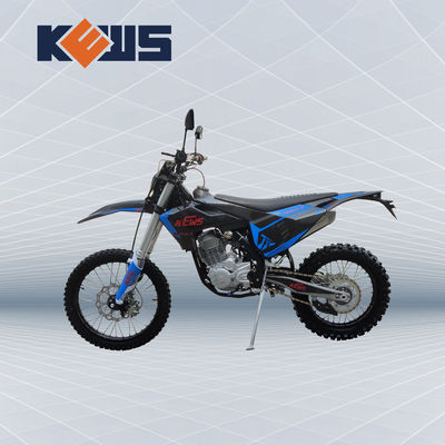 검은 CB250 Ｆ 엔진 스포츠 4유로 오토바이 K18은 4유로 자전거를 모델링합니다