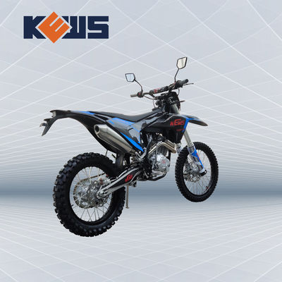 검은 CB250 Ｆ 엔진 스포츠 4유로 오토바이 K18은 4유로 자전거를 모델링합니다