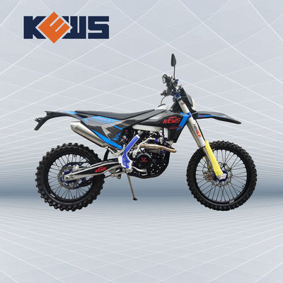 후스큐는 길 300CC 소형 오토바이에 대한 NC300s Efi 4유로 순응하는 오토바이에서 K18을 모델링합니다