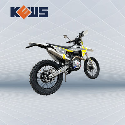 전체 세트와 CB250 120KM/H K22 공랭식의 4대 타격 경주용 오토바이