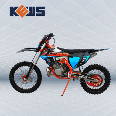 K16-C-2T MLF EC300 물은 250CC 경주용 오토바이 타격 엔듀로 모델들을 2명 냉각시켰습니다